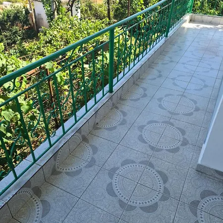Markel Apartment Sarande