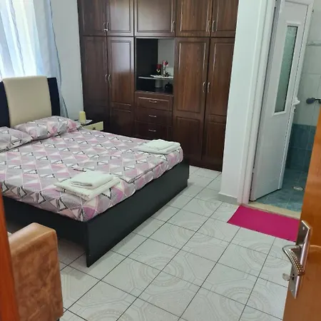Markel * Саранда