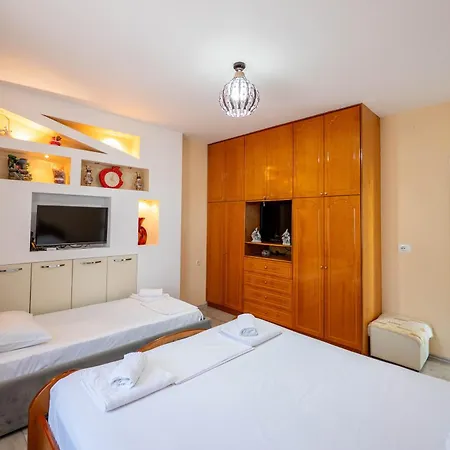 Markel Apartament *