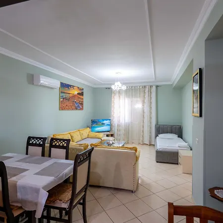 Apartament Markel *